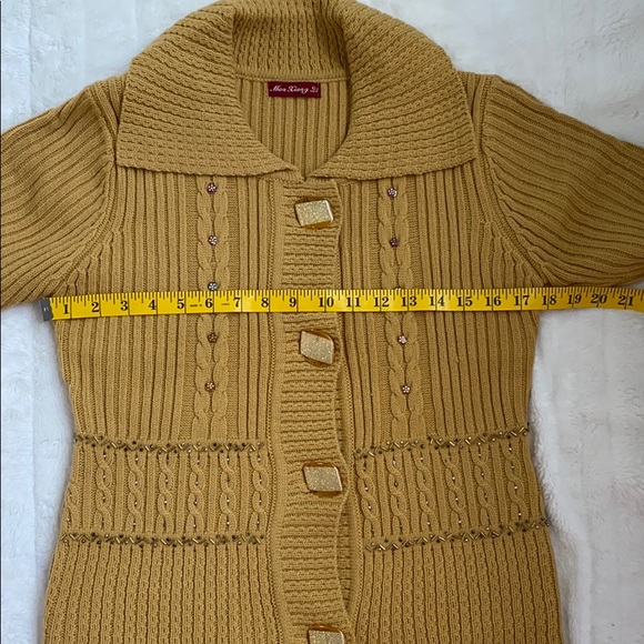 Women’s HandMade Cardigan Stone Work - Picture 6 of 8